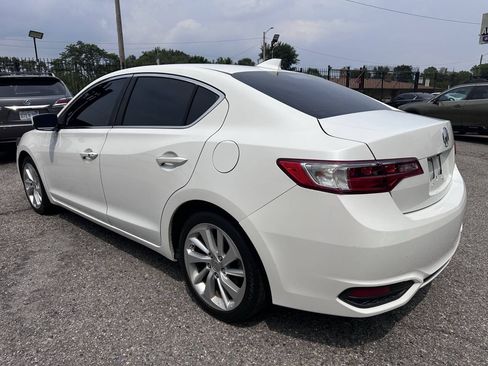 Used 2017 Acura ILX FWD image 5