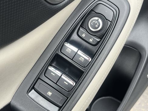 Used 2019 Subaru Forester Limited w/ Popular Package #3 AWD/4WD image 27