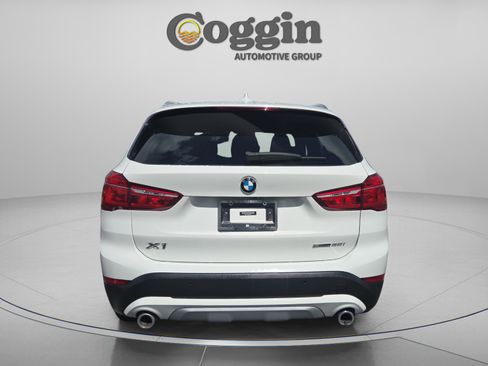 Used 2021 BMW X1 sDrive28i FWD image 4