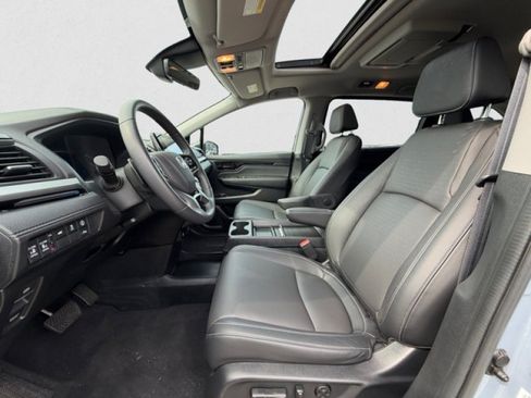 Used 2023 Honda Odyssey Touring image 10
