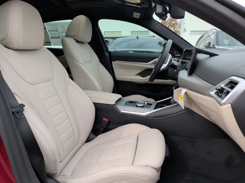 Used 2025 BMW i4 xDrive40i w/ Premium Package AWD/4WD image 21