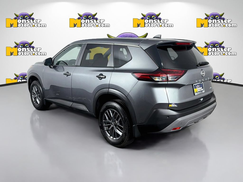 Used 2023 Nissan Rogue S AWD/4WD image 7