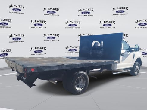 Used 2021 Ford F350 XL image 5