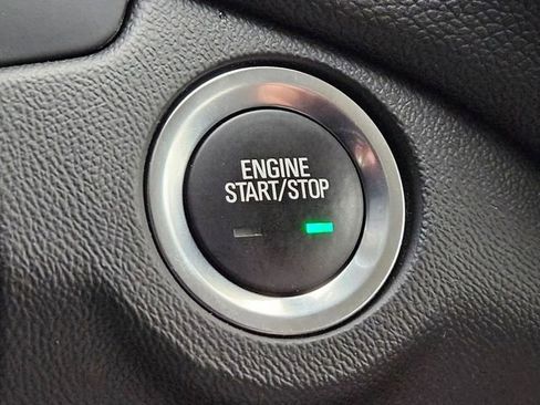 Used 2022 Chevrolet Equinox LT image 21