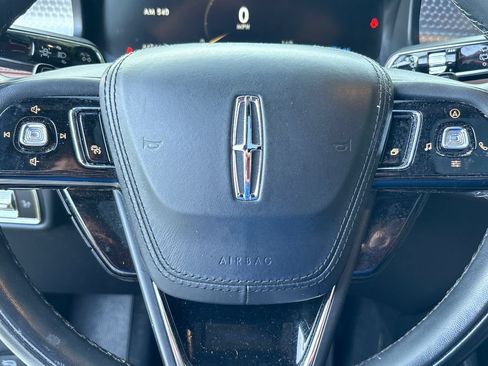 Used 2023 Lincoln Aviator Grand Touring w/ Equipment Group 301A AWD/4WD image 5