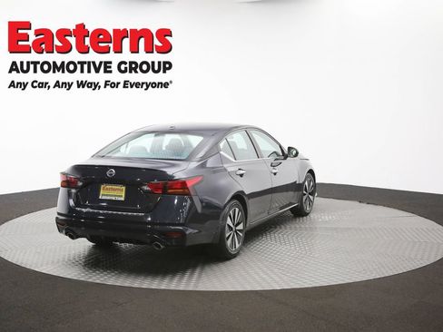 Used 2021 Nissan Altima 2.5 SV w/ SV Premium Package FWD image 40
