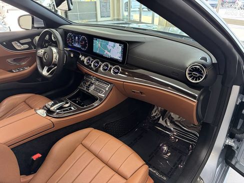 Used 2019 Mercedes-Benz E 450 4MATIC Cabriolet image 21