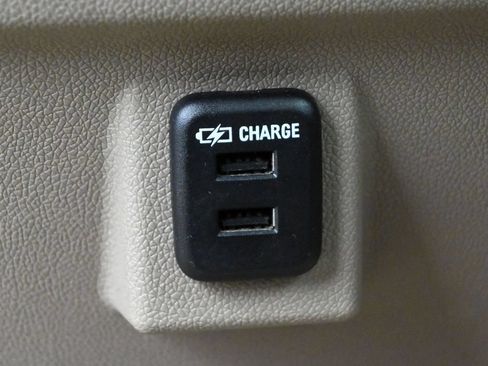 Used 2014 GMC Acadia Denali FWD image 21