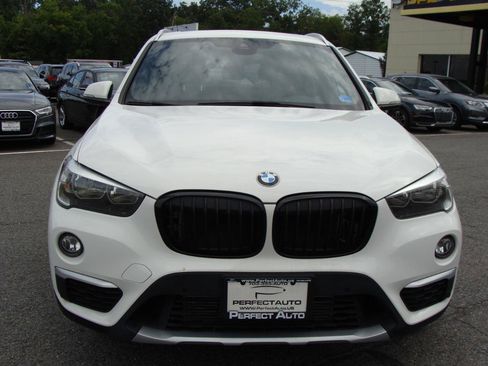 Used 2023 BMW X3 xDrive30i w/ Premium Package AWD/4WD image 2