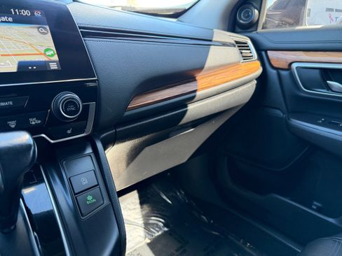 Used 2020 Honda CR-V Touring image 39