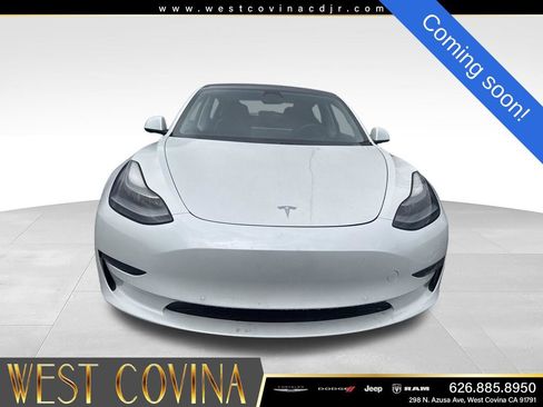 Used 2021 Tesla Model 3 Standard Range Plus RWD image 2