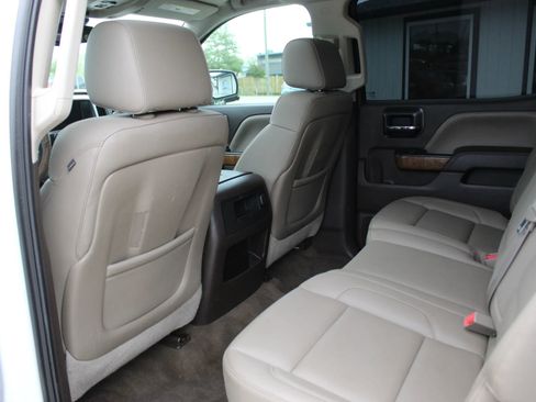 Used 2015 GMC Sierra 1500 SLT w/ SLT Crew Cab Value Package image 23