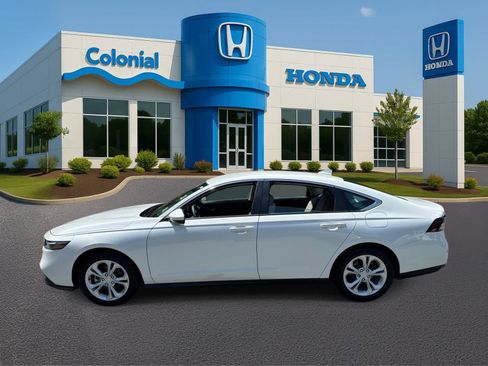 Used 2025 Honda Accord LX image 3