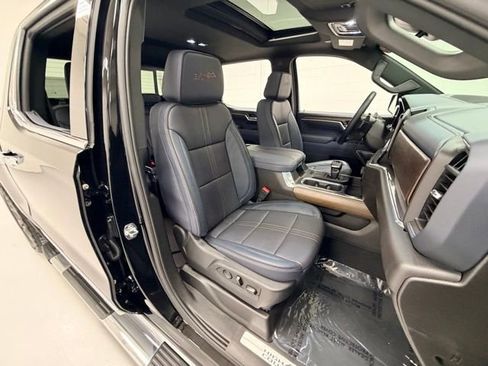 Used 2026 Chevrolet Silverado 1500 High Country w/ Technology Package image 31