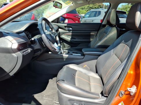 Certified 2020 Nissan Altima 2.5 SR w/ Premium Package AWD/4WD image 11