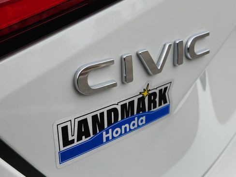 Used 2025 Honda Civic Sport image 29