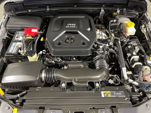 Used 2020 Jeep Wrangler Unlimited Sport S image 9