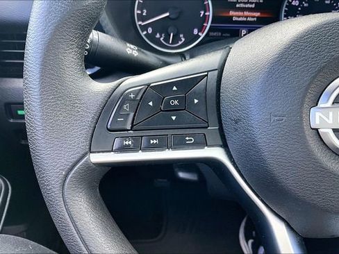 Certified 2024 Nissan Sentra SV image 10