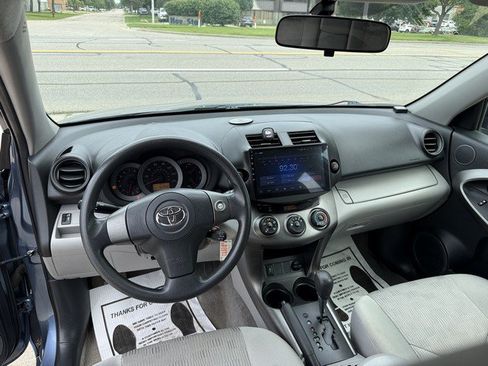 Used 2010 Toyota RAV4 2WD image 11