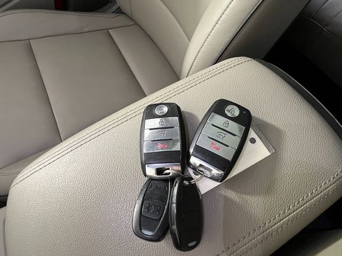 Used 2019 Kia Sportage EX w/ EX Premium Package image 30