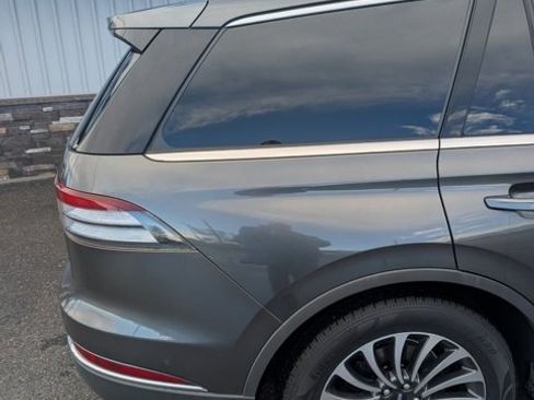 Used 2020 Lincoln Aviator Reserve w/ Equipment Group 201A image 11
