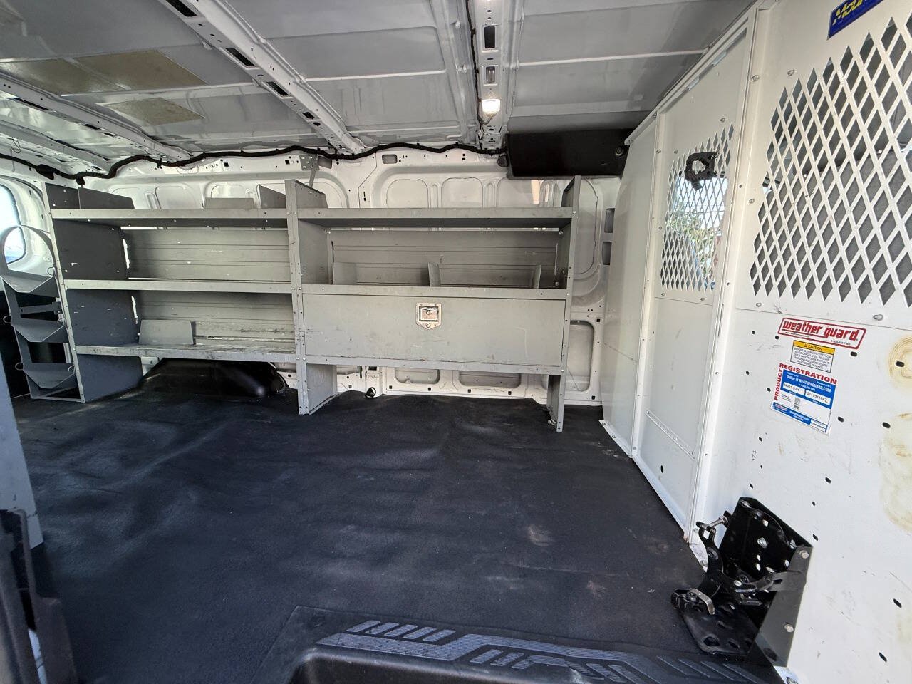 Used 2018 Ford Transit 350 148 Low Roof w/ Exterior Upgrade Package RWD image 28