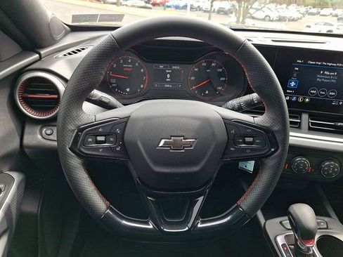 Certified 2025 Chevrolet Trax RS w/ Driver Confidence Package image 18