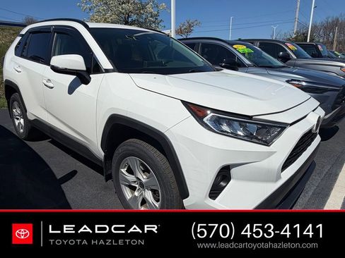 Used 2019 Toyota RAV4 XLE w/ Convenience Package image 1