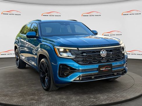 Used 2024 Volkswagen Atlas Cross Sport SEL Premium R-Line AWD/4WD image 5
