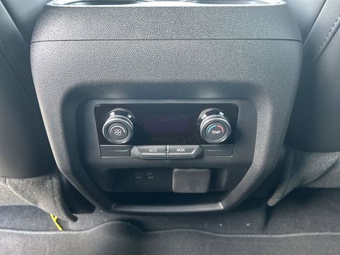 New 2026 Buick Enclave Sport Touring w/ Super Cruise Package image 24