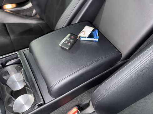 Used 2019 Jaguar F-TYPE Coupe image 24