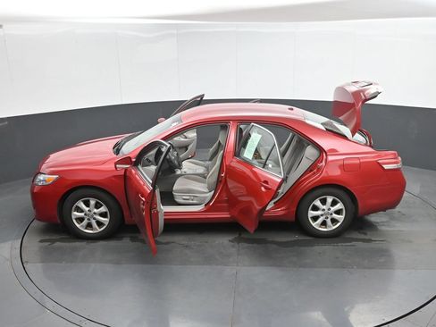 Used 2010 Toyota Camry FWD image 47