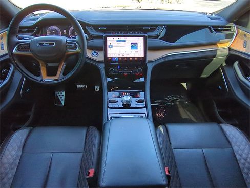 Used 2024 Jeep Grand Cherokee L Summit image 15