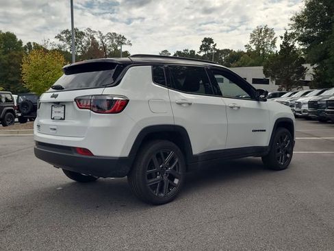 New 2026 Jeep Compass Limited image 3