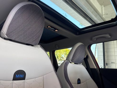 Used 2025 MINI Cooper S FWD image 14