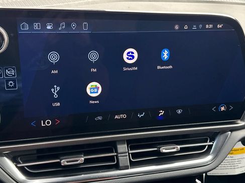 New 2026 Chevrolet Equinox EV LT FWD image 18