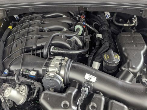 New 2025 Jeep Grand Cherokee Altitude image 11