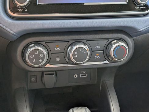 New 2025 Nissan Versa SV w/ Trunk Package FWD image 26