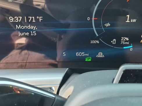 Used 2026 Cadillac Lyriq Sport AWD/4WD image 4