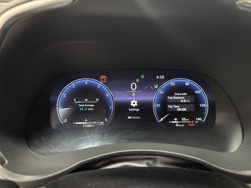 Used 2023 Toyota Highlander Platinum AWD/4WD image 18