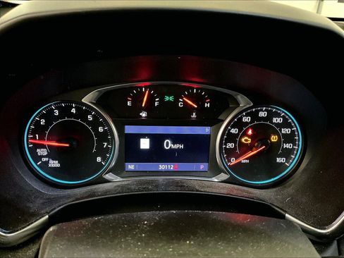 Used 2019 Chevrolet Equinox LT w/ Sun & Navigation Package image 19