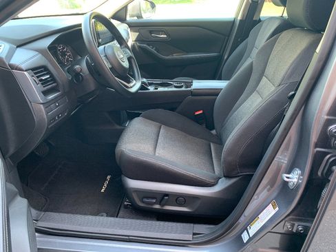 Used 2024 Nissan Rogue SV AWD/4WD image 11
