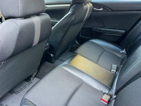 Used 2019 Honda Civic Sport image 4