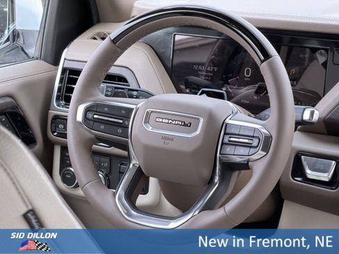 New 2026 GMC Yukon XL Denali w/ Denali Reserve Package image 11