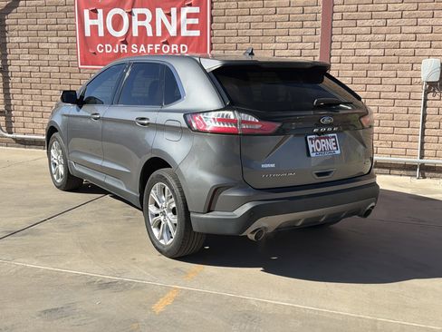 Used 2022 Ford Edge Titanium image 3