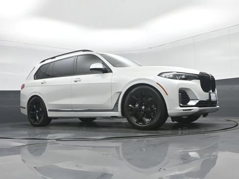 Used 2022 BMW X7 xDrive40i w/ Executive Package AWD/4WD image 73