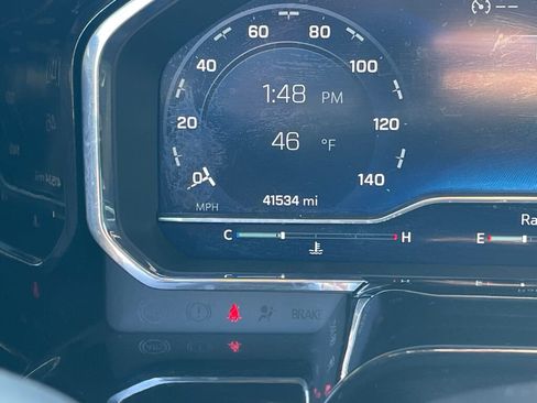 Used 2025 Chevrolet Silverado 1500 LT AWD/4WD image 3