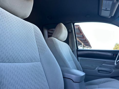 Used 2011 Toyota Tacoma 2WD Access Cab w/ SR5 Pkg #2 image 18