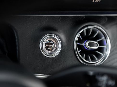 Used 2022 Mercedes-Benz E 450 Coupe image 17