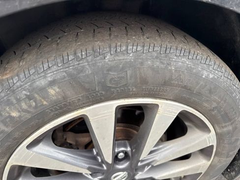 Used 2017 Nissan Altima 2.5 SV FWD image 5